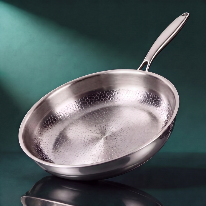 Handgehämmerte Titanpfanne 11 Zoll