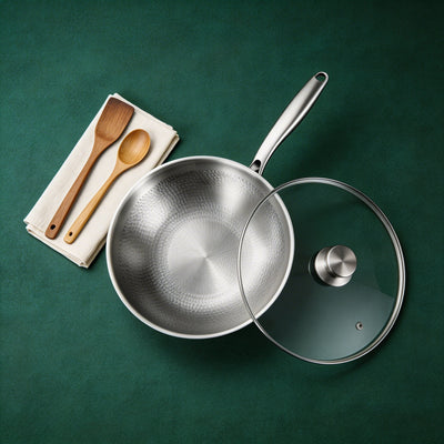 Handgehämmerter Titan-Wok 12 Zoll
