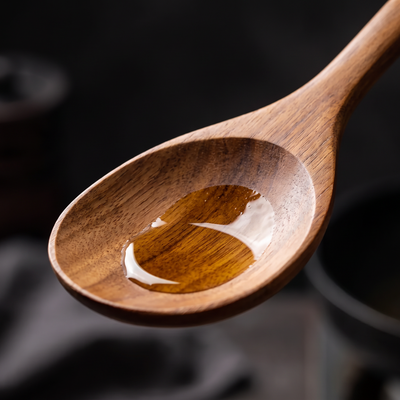 Traditionelles japanisches Holzutensilien-Set