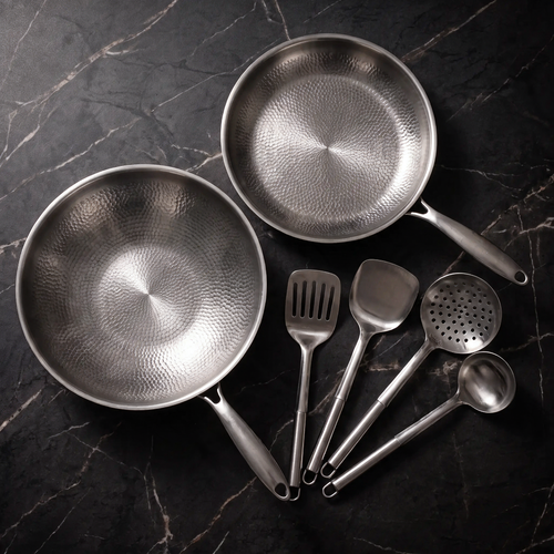 Handgehämmerter Titan-Wok & Bratpfanne (10 Zoll) mit Utensilien