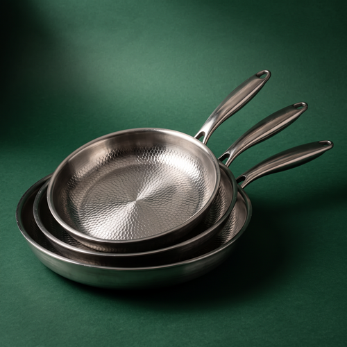 Handgehämmertes Titan-Pfannenset – 3-teilig, 9, 10, 11 Zoll