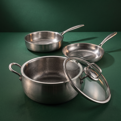 Handgehämmertes Premium-Titan-Kochset mit 2 Deckeln (8, 9 & 10 Zoll)